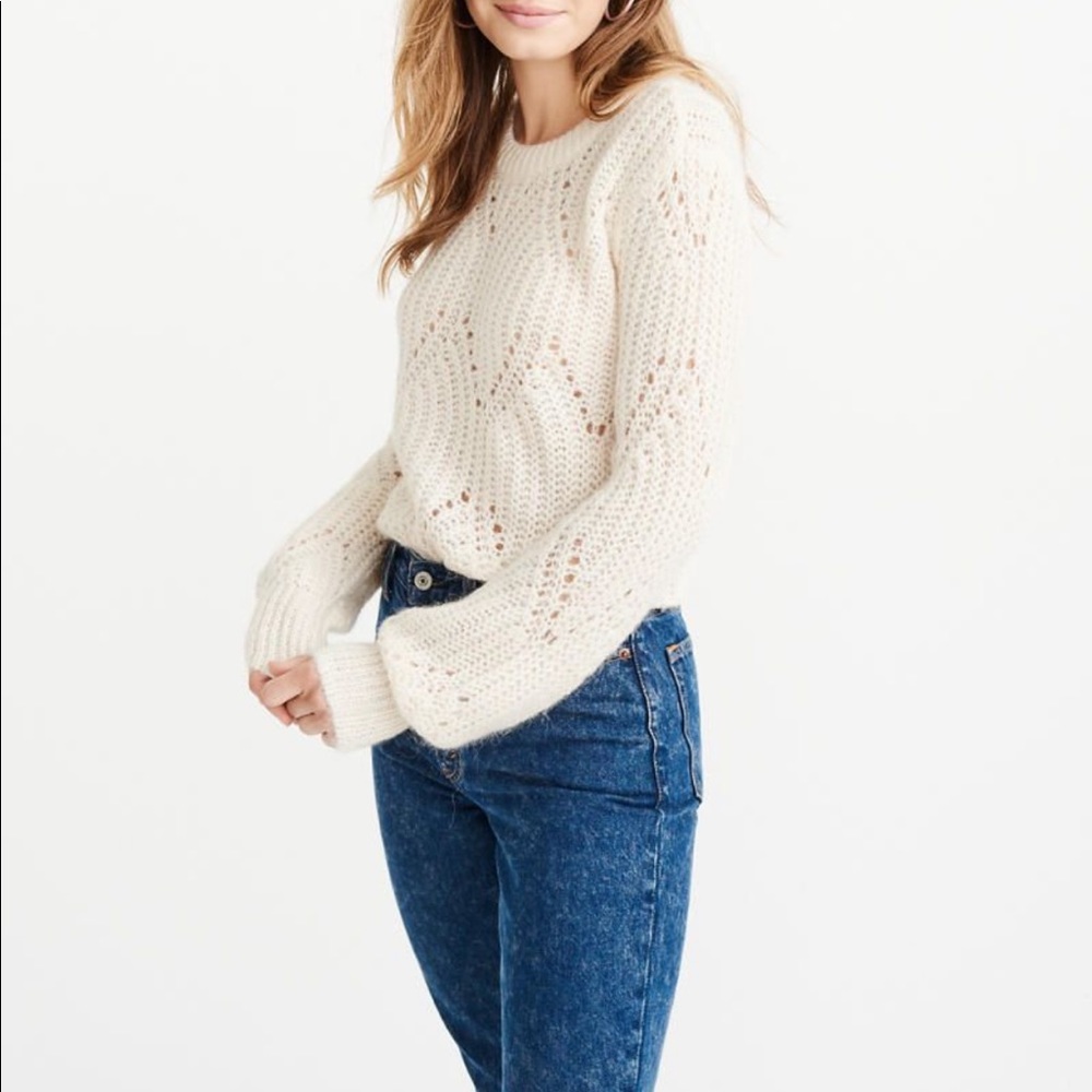 Abercrombie & Fitch lofty puff sleeve sweater S